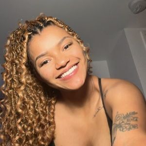 Meet your Posher, Marina